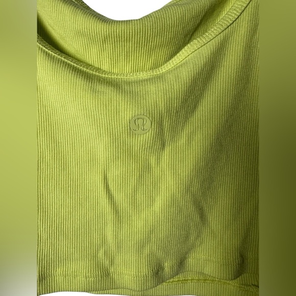 Lululemon LA Front Cut-Out Crop Tank Top Lemon Vibe Size 8 - Picture 8 of 9